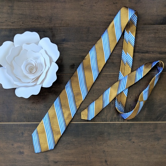 ❗SOLD❗Brooks Brothers 100% Silk Men's Neck Tie 👔 - Picture 2 of 3